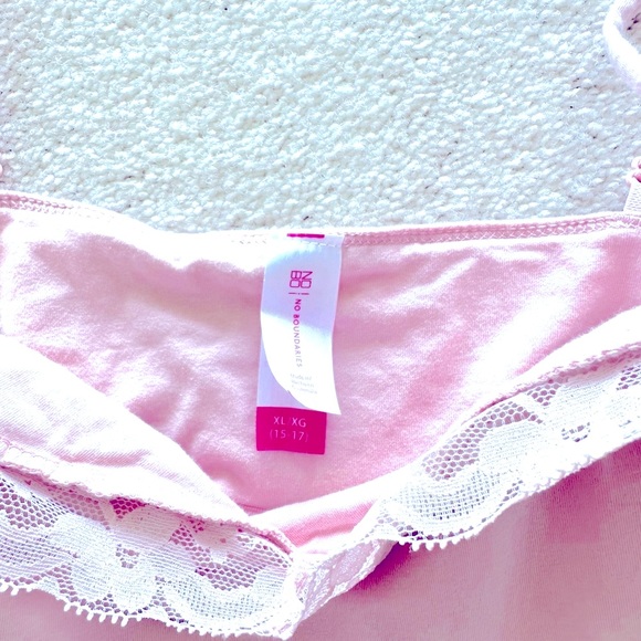 ❌SOLD❌  No Boundaries - Baby Pink Lace Trim Tank - X-large - Picture 2 of 3